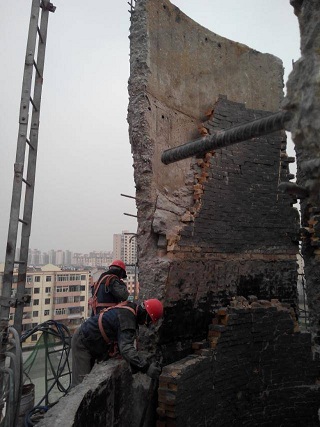 晋城烟囱拆除公司如何拆除烟囱-江油