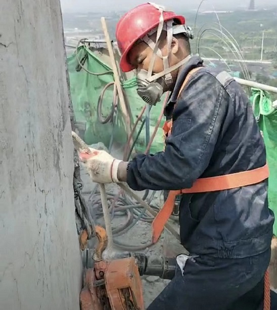 平湖拆除烟囱公司专业技能  期待合作
